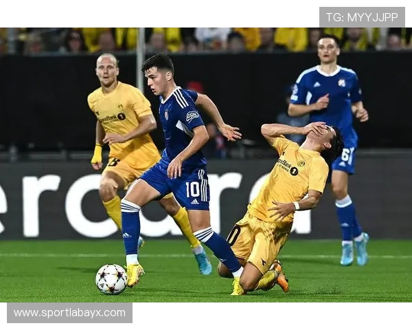 特拉布宗锋线火力全开，进攻端表现震撼！