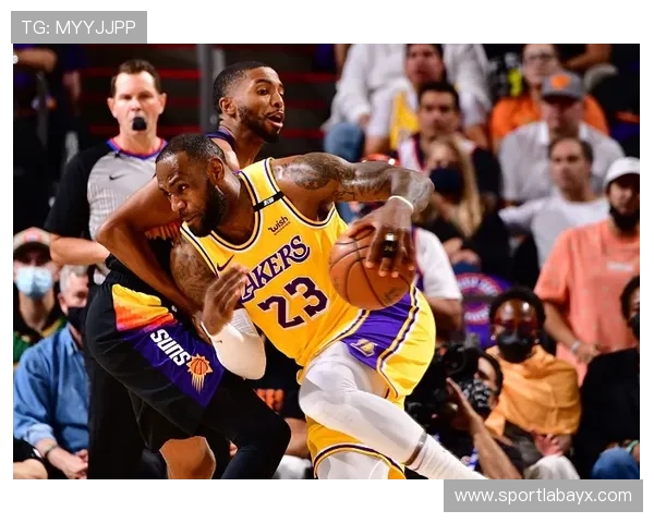 格列兹曼助攻艺术惊艳全场,精准传球引领球队制胜 格列兹曼助攻艺术惊艳全场,精准传球引领球队制胜