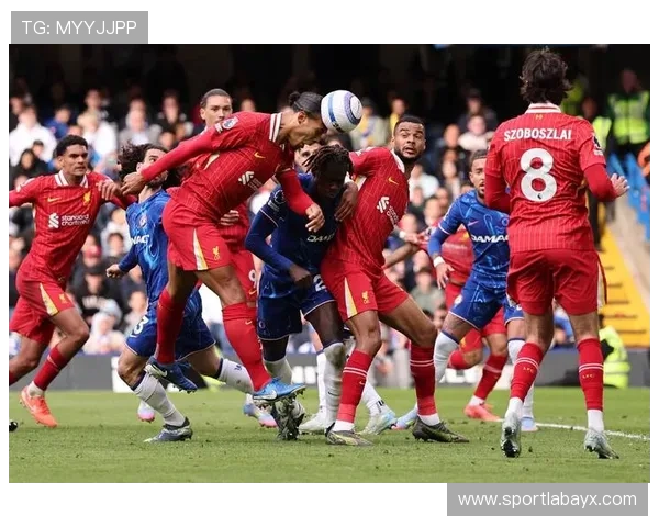 范戴克夸安萨接班潜力:新一代中卫崛起引关注 范戴克夸安萨接班潜力:新一代中卫崛起引关注